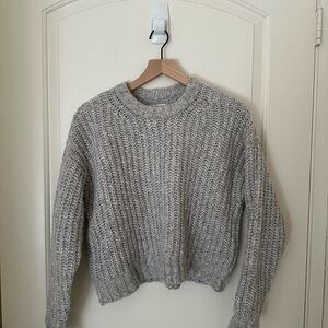 American Eagle Cropped Boxy Chunky Knit Sweater in Gray